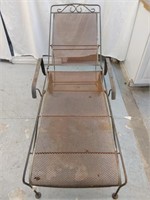 WROUGHT-IRON  LOUNGER