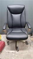 Managers Office Chair (NEW Assembled)