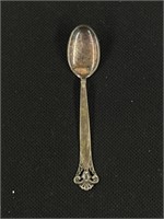 Sterling silver oval dining spoon 7.9g