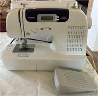 L - BROTHER PORTABLE SEWING MACHINE (D44)