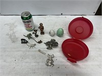 Bin of collectable small Knick knacks and