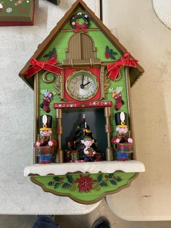 Christmas Coocoo clock