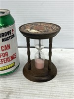 Miniature hourglass