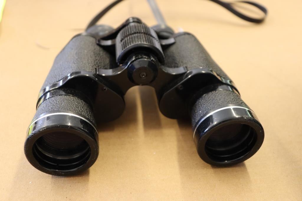 Tasco 7 x 35 Binoculars