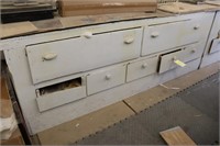 7 1/2' Large Cabinet w Drawers