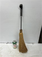 Hanging whisk broom