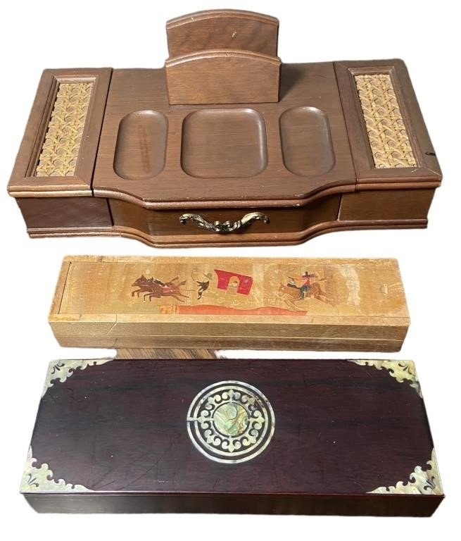 Men’s Organizer and Collectible Boxes
