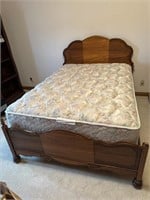Queen bed, mattress, box spring