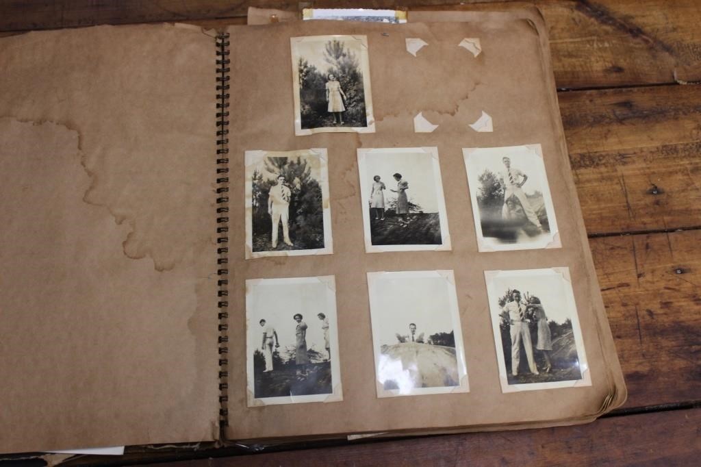 Vintage Album folder with lots of pictures