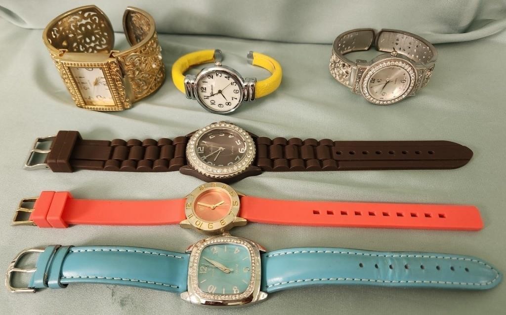 L - LOT OF 6 WATCHES (J1)
