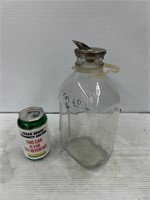 Isla MFG co glass jar