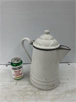 Enamelware coffee pot with lid white and navy
