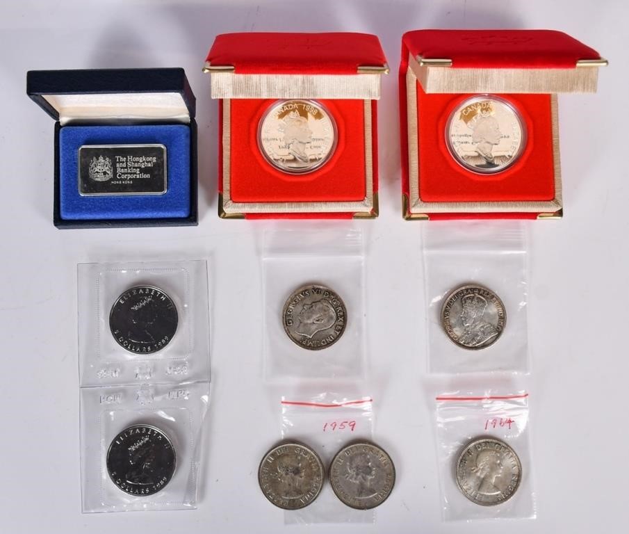 A Group of 10 Assorted Coins