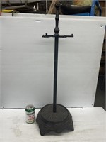 Cast iron base umbrella stand