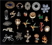 24Pcs of Vintage Jewelry