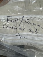 Full/ Queen 3 pc. Comforter Set