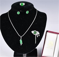 A Set of Jadeite Jewelry w/Box