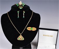 A Set of Jadeite Jewelry w/Box
