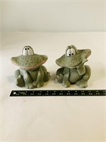2pcs ceramic frogs