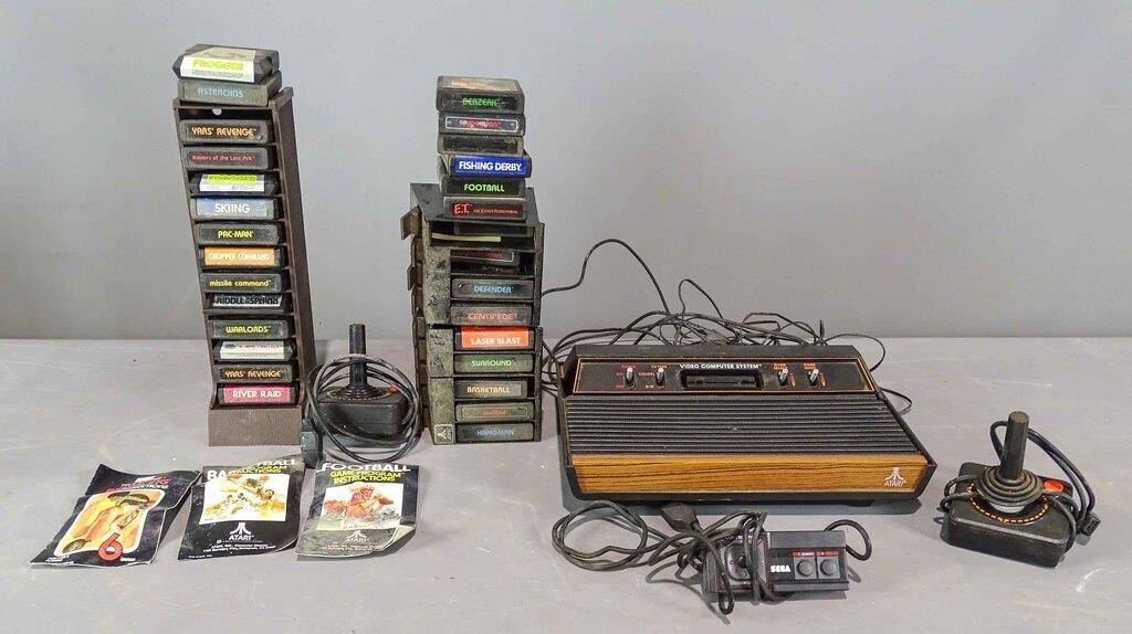 Vintage Atari Set
