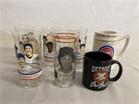 Vintage Sports Memorabilia Glasses & Mugs