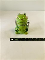 Ceramic frog jar w/ clasp