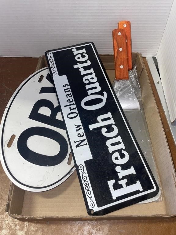Obx and New Orleans sign, spatulas