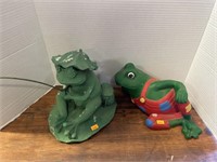 Vintage arners decorative pottery frog and
