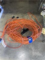 2 extensions cords