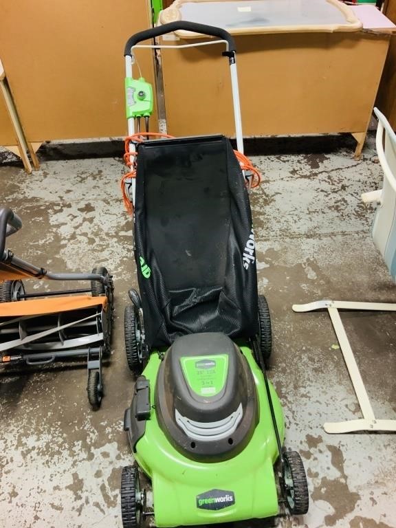 Green works Electric Lawn Mower