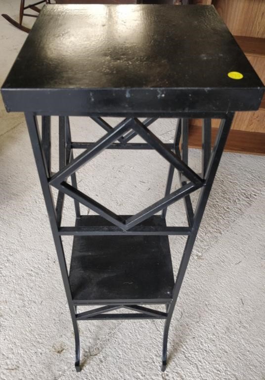 Plant Stand / Table