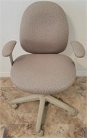 L - HOME OFFICE DESK CHAIR (H31)