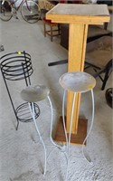 4 Plant Stands