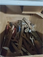 Lot of tools,wire,hammers