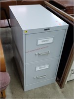 Nice 2- Drawer File Cabinet