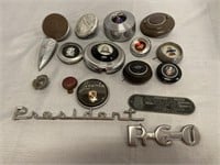 17 PCs of Vintage Car Horn Buttons/ Ornaments