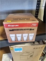 Snap-On limited edition pint drink set