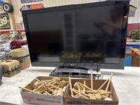 Lg tv and mallets