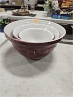 Longaberger nested mixing bowls