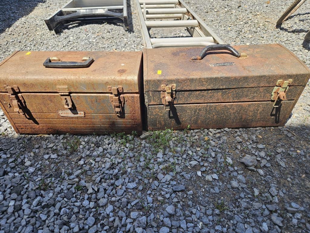 2 tool boxes