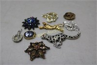 Assorted Fashion Brooches