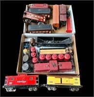 Lot of 14 Lionel O Gauge Train Cars and More.
