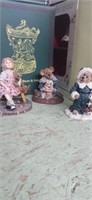 Lot with 3 Boyd's collection bearstone/dollstone