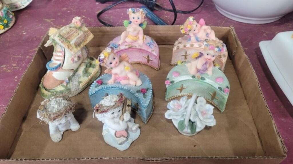 Lot of angel trinket boxes and snowbabies