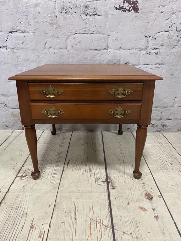 2-Drawer Maple Early American Style Side Table