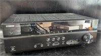 Yamaha Natural Sound Receiver RX-V373 (powers on,