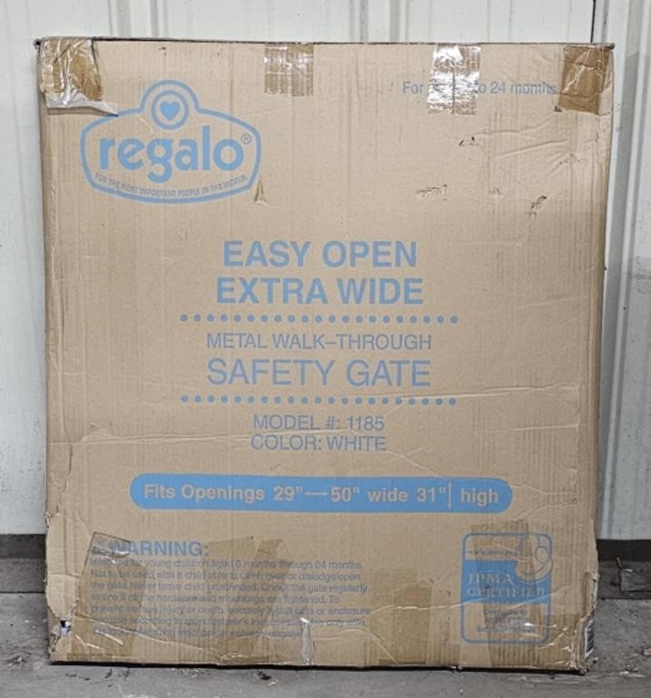 (R) Regalo Metal Walk-Through Safety Gate, White,