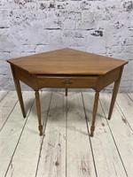 Young Hinkle Maple House Solid Maple Corner Desk
