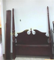 Cherry Queen Size Poster Bed w/Siderails