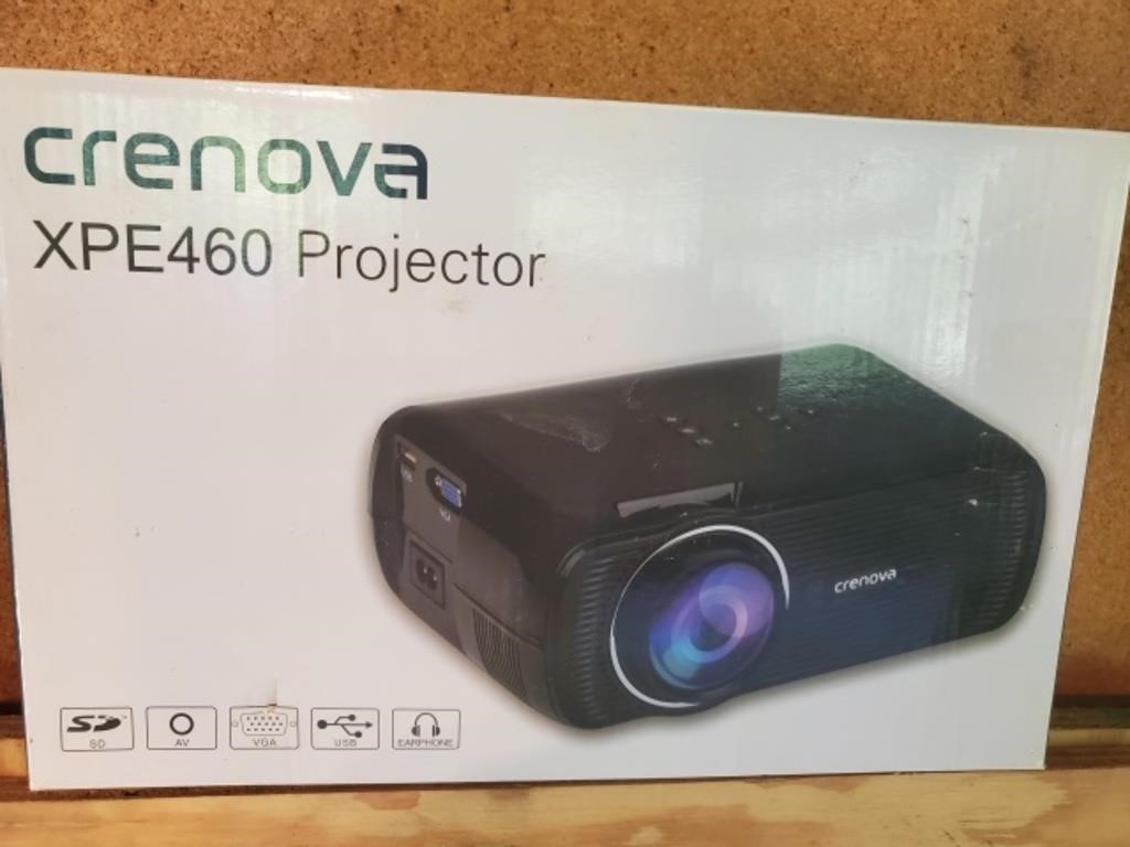 Crenova XPE460 Projector Appears New in Box